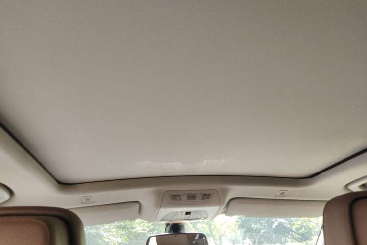 Used BMW 5 Series GT 2011 535i Elegant Edition Headliner