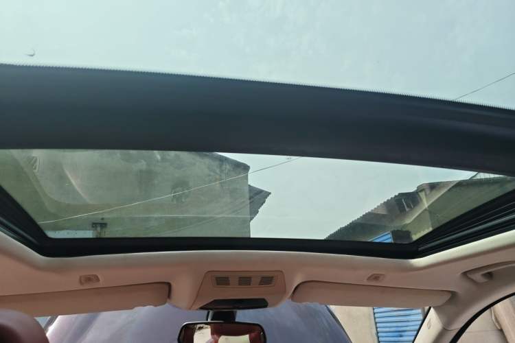 Used BMW 5 Series GT 2011 535i Elegant Edition Headliner