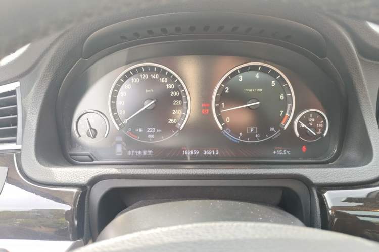 Used BMW 5 Series GT 2011 535i Elegant Edition Instrument Cluster