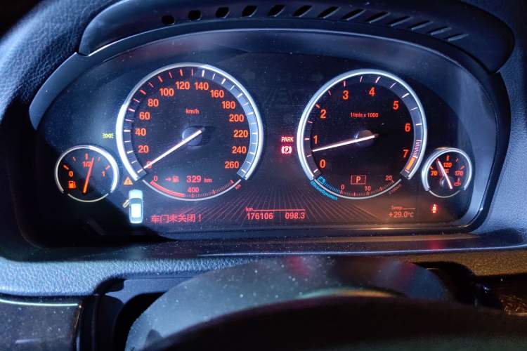 Used BMW 5 Series GT 2011 535i xDrive Luxury Edition Instrument Cluster