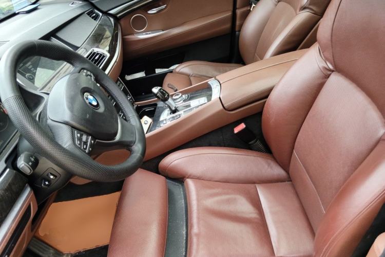 Used BMW 5 Series GT 2011 535i xDrive Luxury Edition Left Front Seat