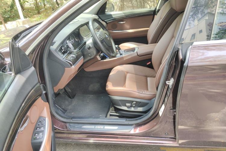 Used BMW 5 Series GT 2011 535i Elegant Edition Left Front Seat