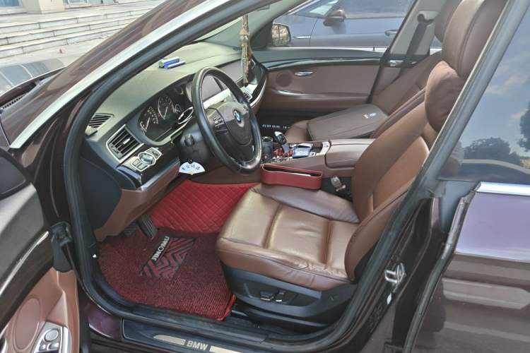 Used BMW 5 Series GT 2011 535i Elegant Edition Left Front Seat