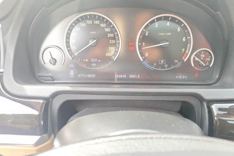 Used BMW 5 Series GT 2011 535i Elegant Edition Odometer Close Up