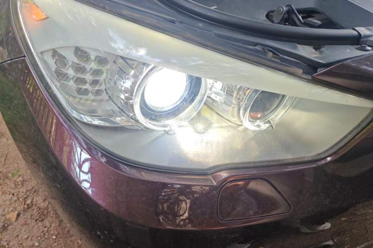 Used BMW 5 Series GT 2011 535i xDrive Luxury Edition Right Front Headlight