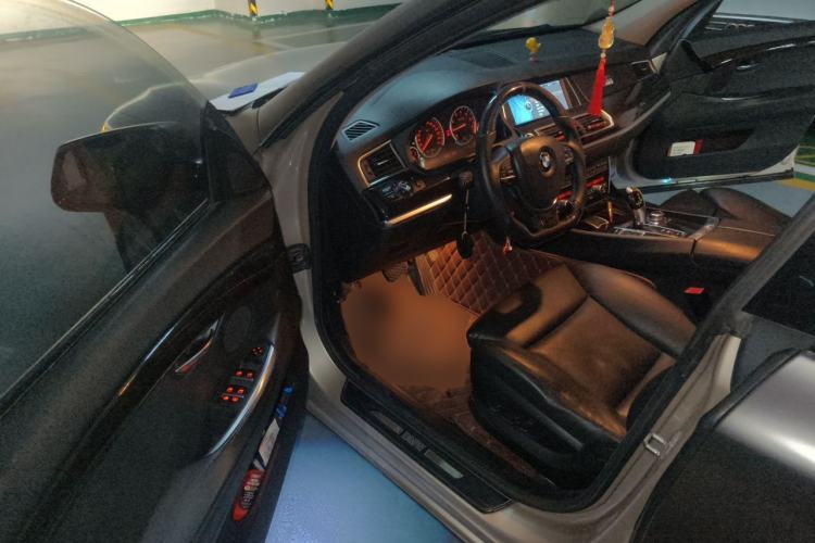Used BMW 5 Series GT 2011 535i Elegant Edition Driver Seat