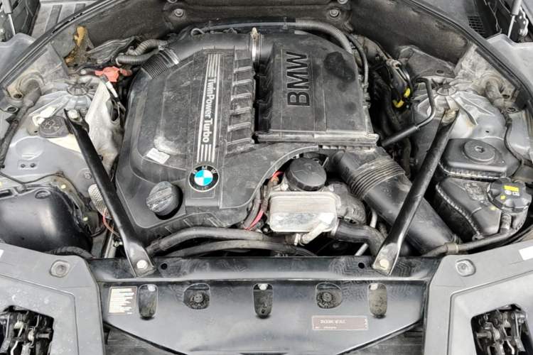 Used BMW 5 Series GT  Engine Bay