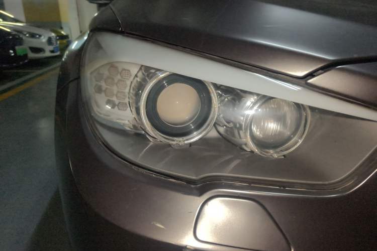 Used BMW 5 Series GT 2011 535i Elegant Edition Right Front Headlight