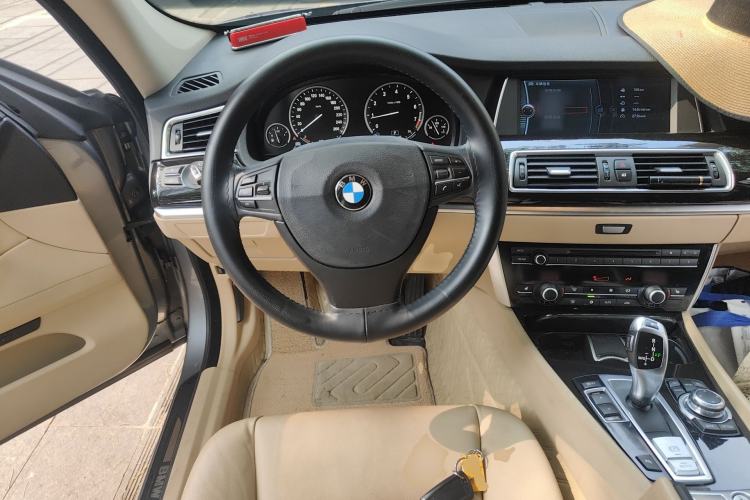 Used BMW 5 Series GT 2011 535i Elegant Edition Steering Wheel