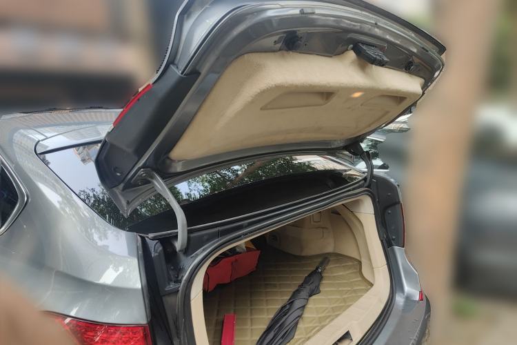 Used BMW 5 Series GT 2011 535i Elegant Edition Trunk