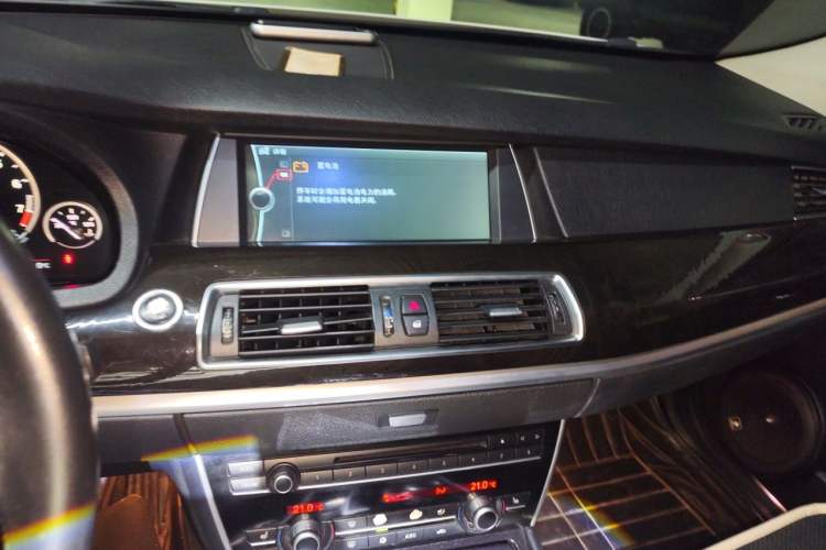 Used BMW 5 Series GT 2011 535i Elegant Edition Audio And AC Panel