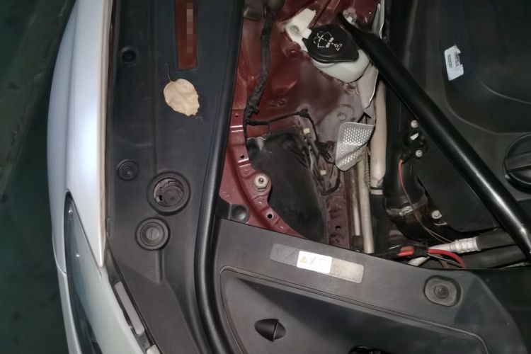 Used BMW 5 Series GT 2011 535i xDrive Luxury Edition Engine Bay Right