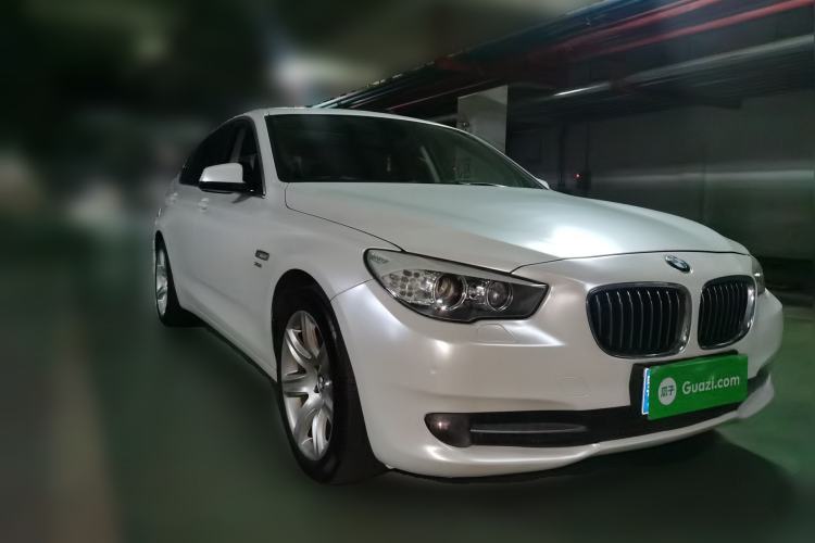 Used BMW 5 Series GT 2011 535i xDrive Luxury Edition Front Right 45 Deg