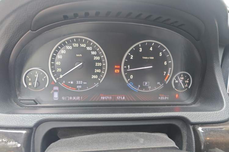 Used BMW 5 Series GT 2011 535i Elegant Edition Instrument Cluster