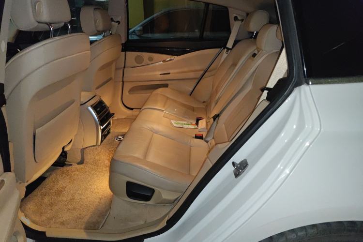 Used BMW 5 Series GT 2011 535i Elegant Edition Left Rear Seat