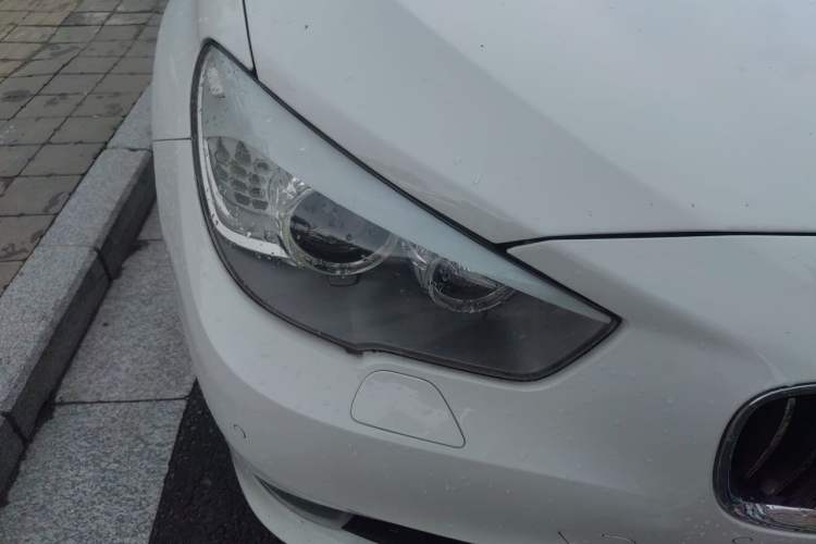 Used BMW 5 Series GT 2011 535i xDrive Luxury Edition Right Front Headlight