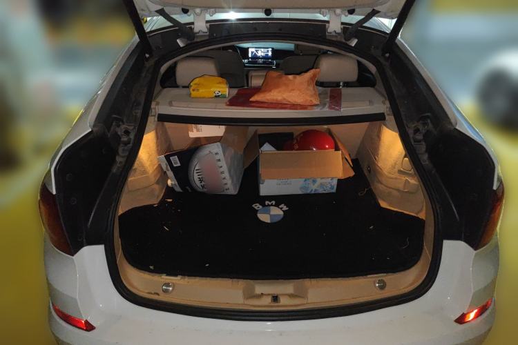 Used BMW 5 Series GT 2011 535i Elegant Edition Trunk