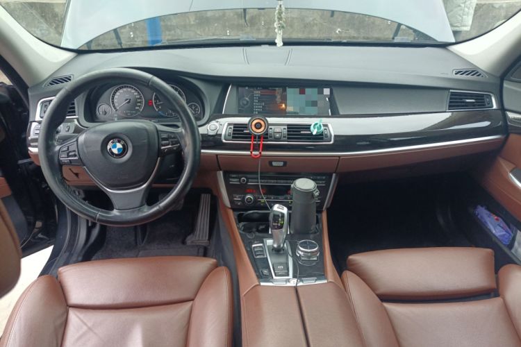 Used BMW 5 Series GT 2013 535i Leading Model Center Console
