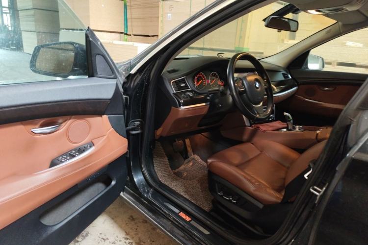 Used BMW 5 Series GT 2013 535i Leading Model Driver Seat