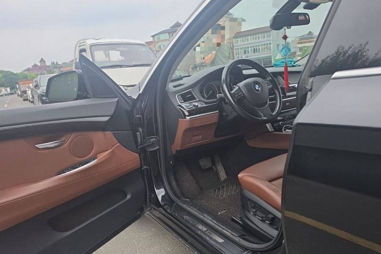 Used BMW 5 Series GT 2013 535i Leading Model Driver Seat