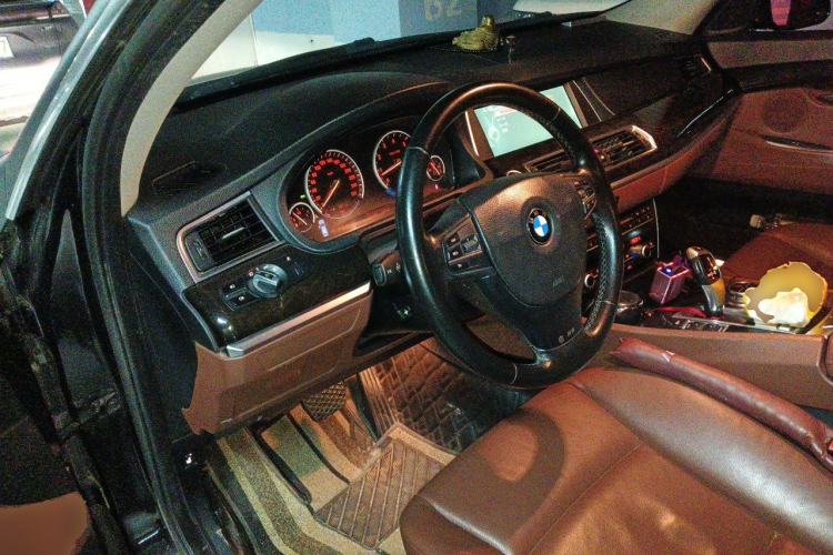 Used BMW 5 Series GT 2013 535i Elegant Edition Driver Seat