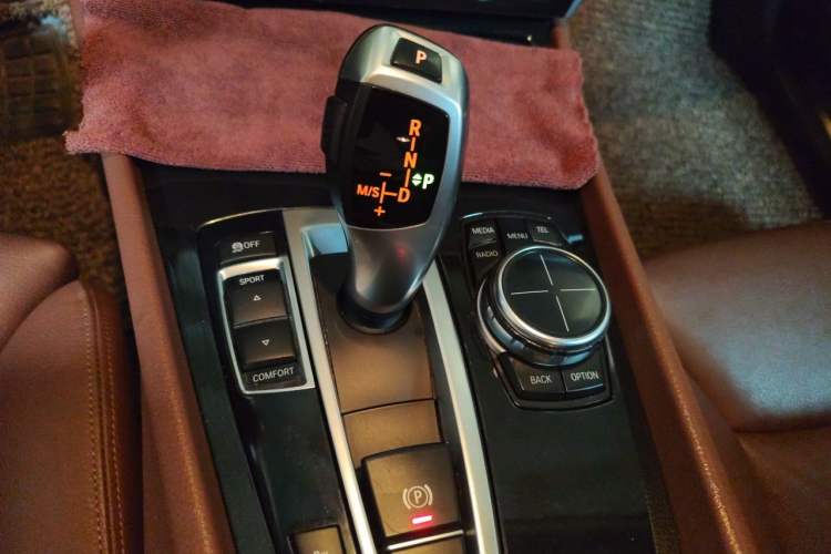 Used BMW 5 Series GT 2013 535i Leading Model Gear Lever