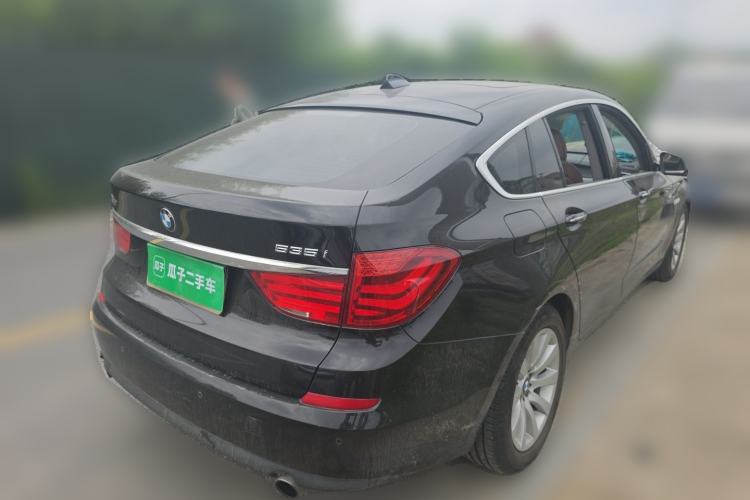 Used BMW 5 Series GT 2013 535i Leading Model Rear Right 45 Deg