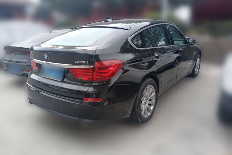 Used BMW 5 Series GT 2013 535i Leading Model Rear Right 45 Deg
