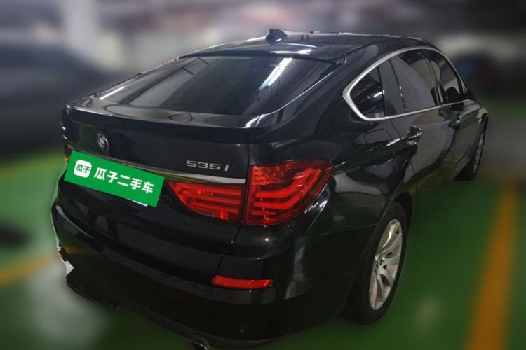 Used BMW 5 Series GT 2013 535i Leading Model Rear Right 45 Deg