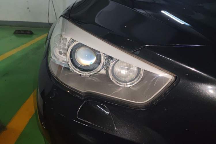 Used BMW 5 Series GT 2013 535i Leading Model Right Front Headlight