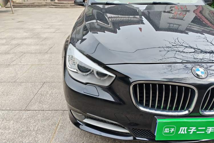 Used BMW 5 Series GT 2013 535i Elegant Edition Right Front Headlight