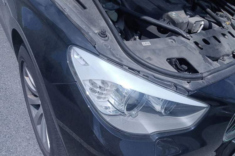 Used BMW 5 Series GT 2013 535i Elegant Edition Right Front Headlight