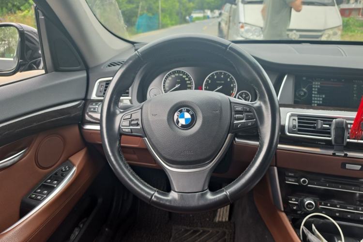 Used BMW 5 Series GT 2013 535i Leading Model Steering Wheel