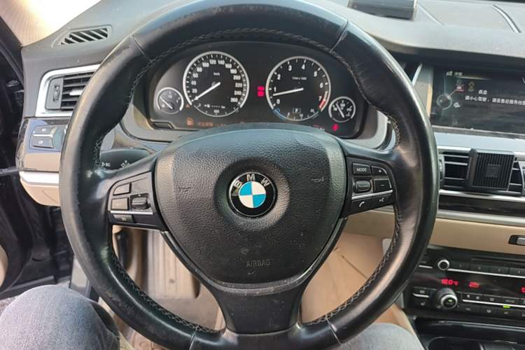 Used BMW 5 Series GT 2013 535i Leading Model Steering Wheel