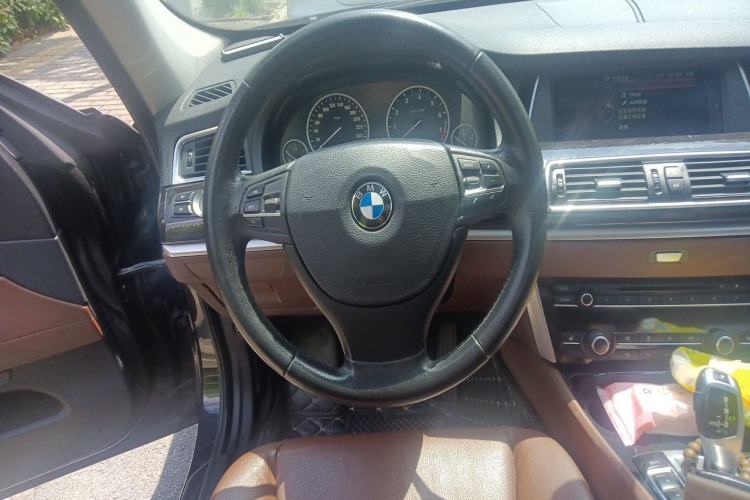 Used BMW 5 Series GT 2013 535i Elegant Edition Steering Wheel