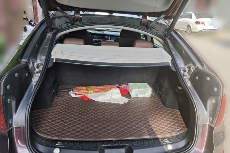 Used BMW 5 Series GT 2013 535i Leading Model Trunk