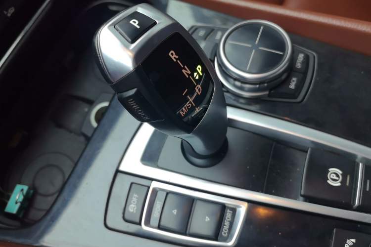 Used BMW 5 Series GT 2013 535i Leading Model Gear Lever
