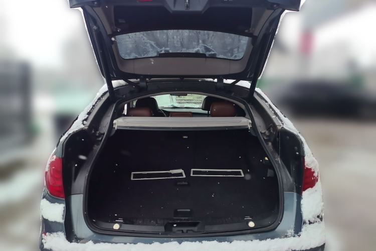 Used BMW 5 Series GT 2013 535i Leading Model Trunk