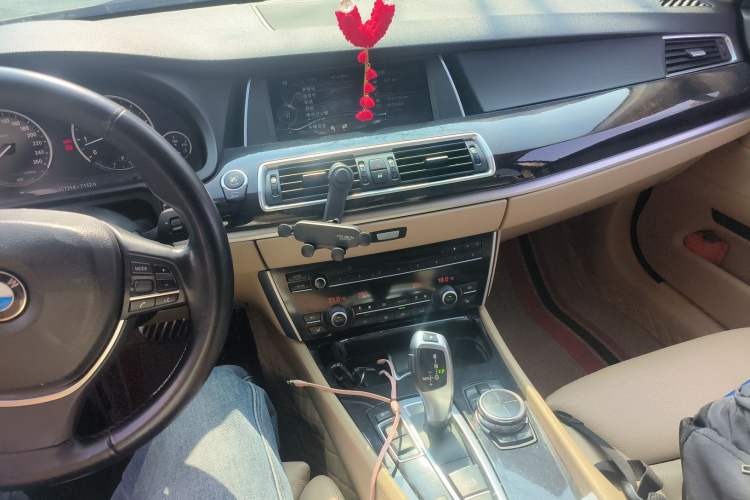 Used BMW 5 Series GT 2013 535i Elegant Edition Audio And AC Panel