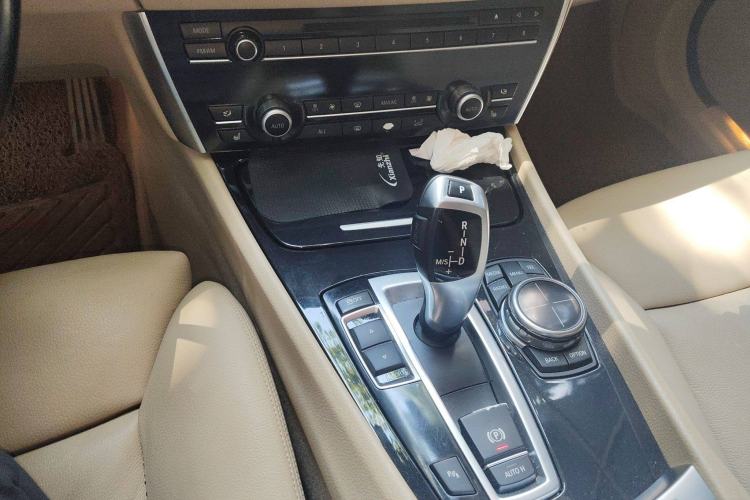 Used BMW 5 Series GT 2013 535i Leading Model Gear Lever