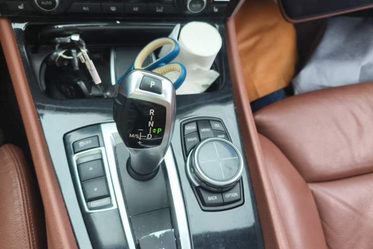 Used BMW 5 Series GT 2013 535i Leading Model Gear Lever