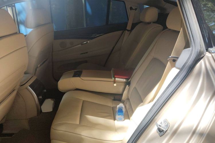Used BMW 5 Series GT 2013 535i Leading Model Interior 4