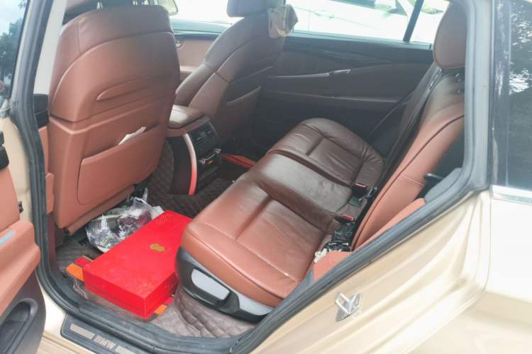 Used BMW 5 Series GT 2013 535i Leading Model Left Rear Seat