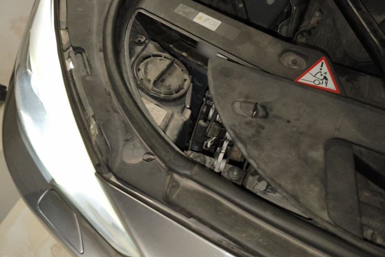 Used BMW 5 Series GT 2013 535i Leading Model Engine Bay Right