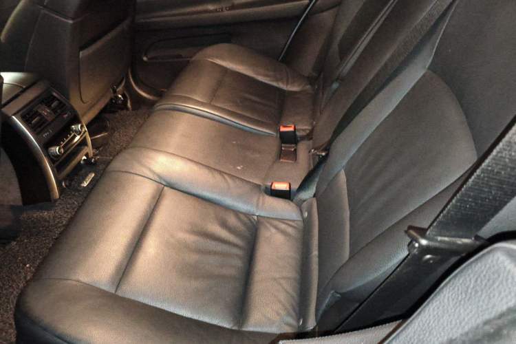 Used BMW 5 Series GT 2013 535i Leading Model Left Rear Seat