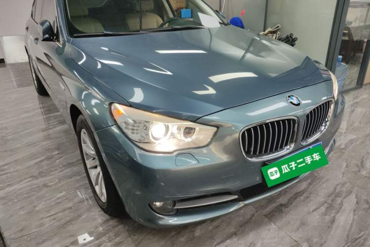 Used BMW 5 Series GT 2013 535i Elegant Edition Front Right 45 Deg