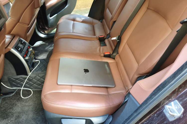 Used BMW 5 Series GT 2013 535i Luxury Edition Left Rear Seat