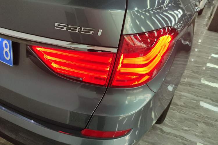 Used BMW 5 Series GT 2013 535i Elegant Edition Right Rear Taillight