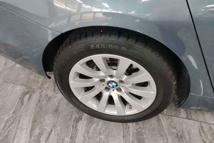 Used BMW 5 Series GT 2013 535i Elegant Edition Right Rear Wheel Hub