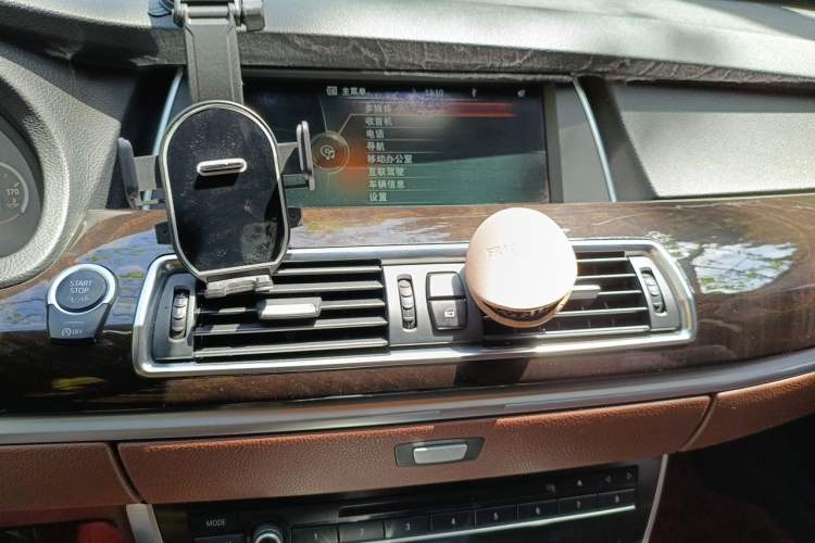 Used BMW 5 Series GT 2013 535i Elegant Edition Audio And AC Panel